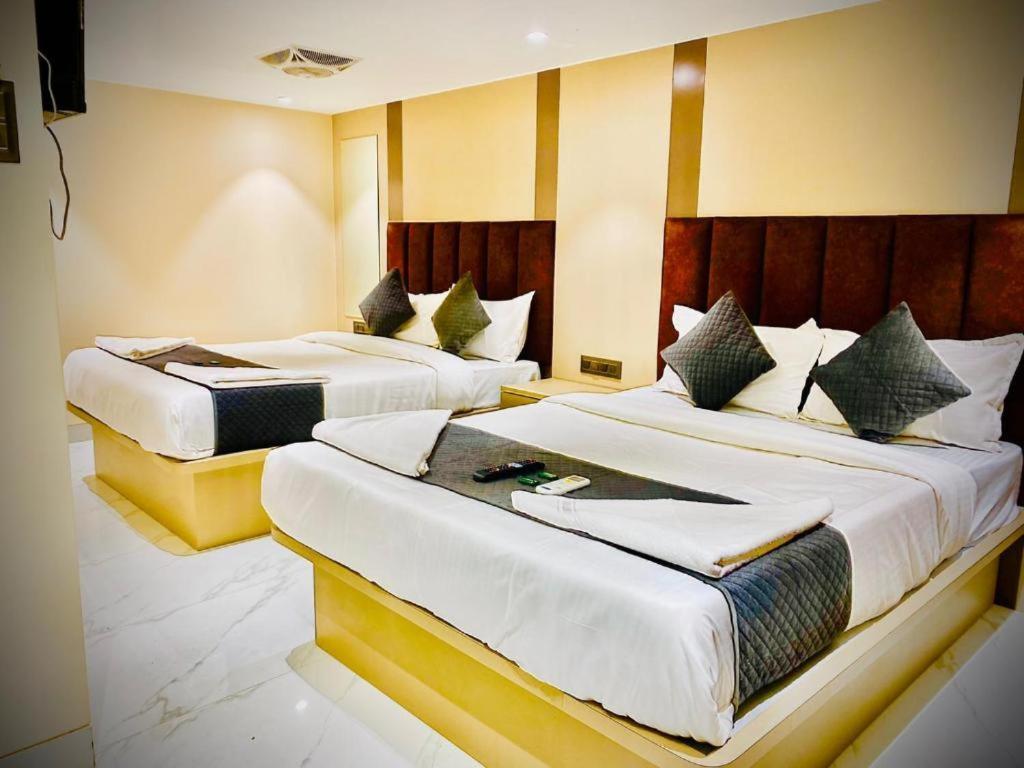 Dolphin Residency Hotel 2*